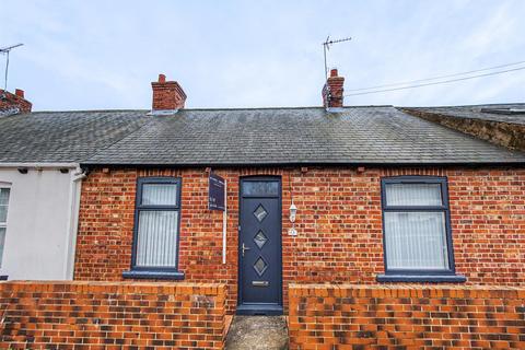 3 bedroom cottage to rent, Bede Terrace, East Boldon