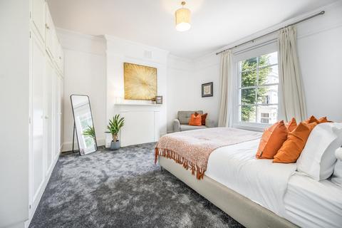 1 bedroom house to rent, 21 Clarendon Road, London