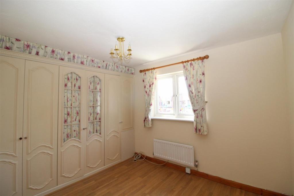 House in Dagenham - More