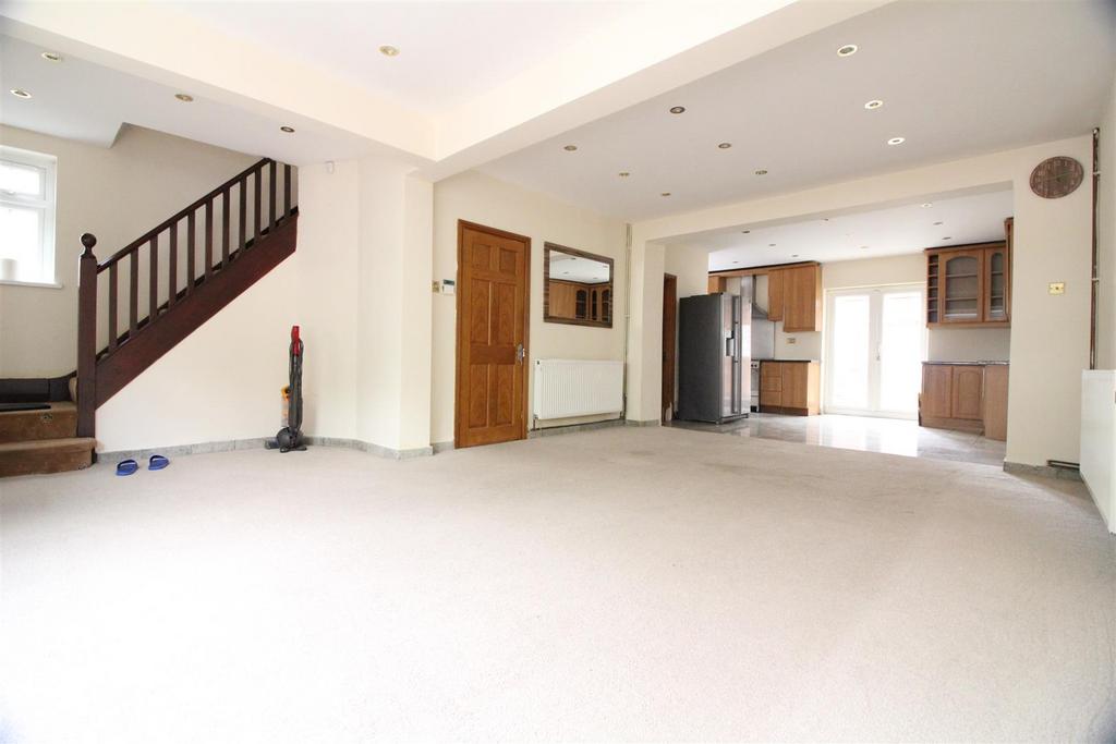 House in Hounslow - View 3