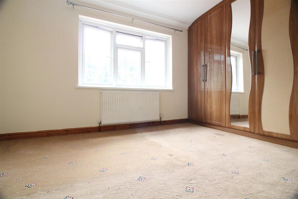 House in Hounslow - More
