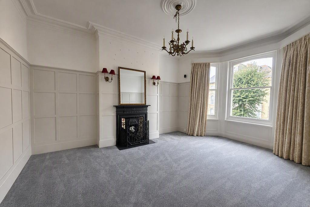 Apartment in Hove - View 2