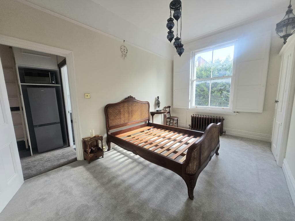 Apartment in Hove - View 4