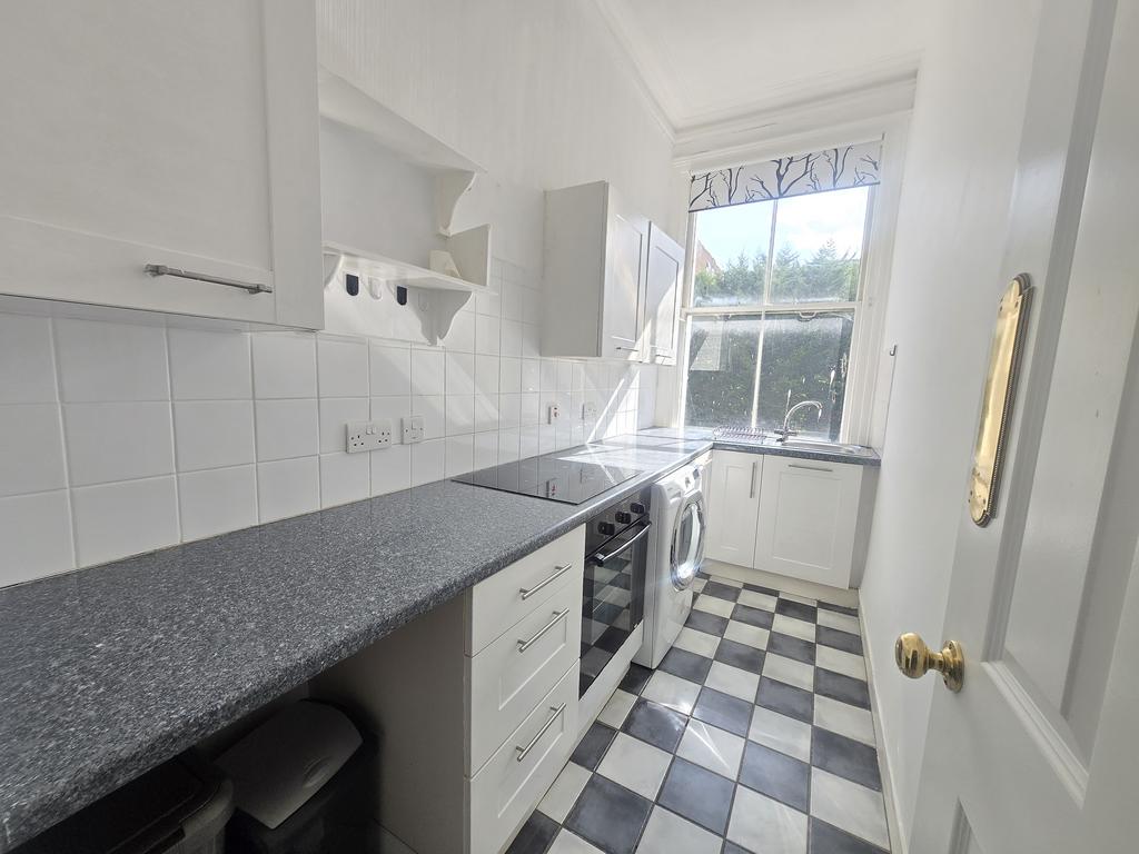 Apartment in Hove - View 5
