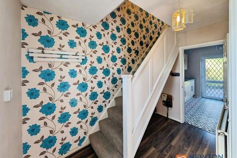 2 bedroom terraced house to rent, Griffiths Drive, Wolverhampton, WV11