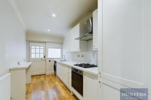 2 bedroom apartment to rent, Kenilworth House, Pittville Lawn, Pittville