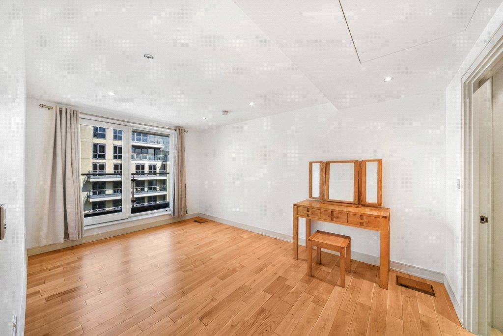 Apartment in Fulham - View 4