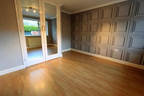 3 bedroom terraced house for sale, Black Rocks Avenue, Matlock, DE4
