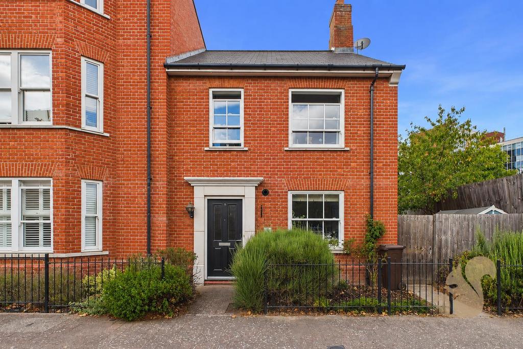 3 bedroom end of terrace house for sale in Colchester on OnTheMarket 3 bedroom end of terrace house for sale in Colchester on OnTheMarket