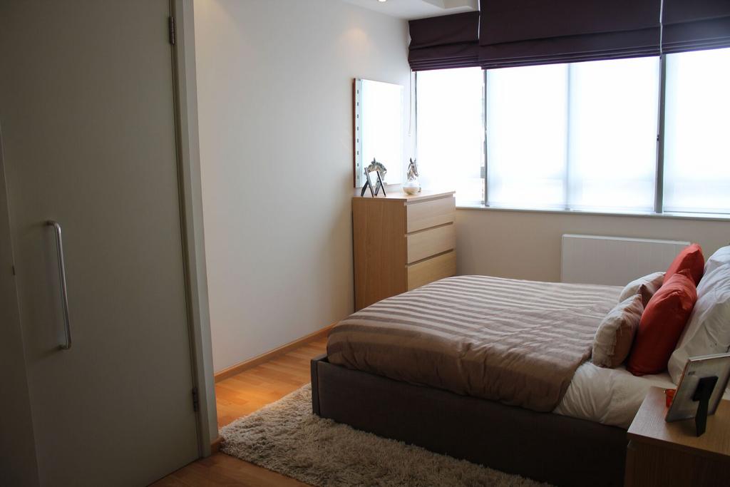Apartment in London - View 2