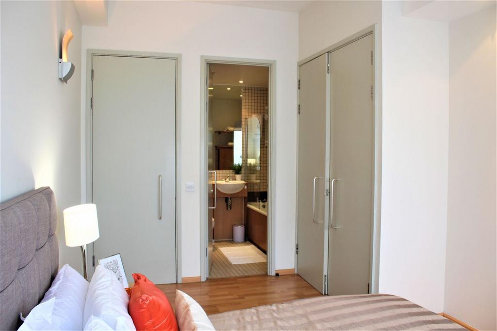 Apartment in London - View 3