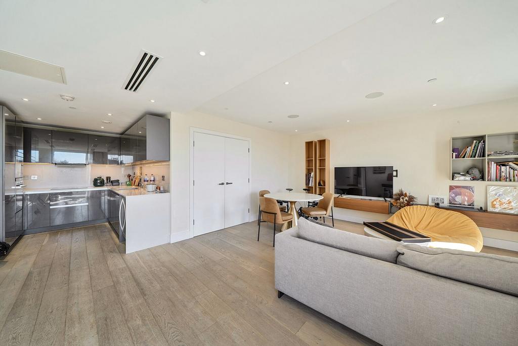 Apartment in London - View 4