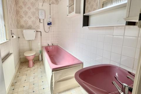 3 bedroom semi-detached house for sale, 6 Belvidere Walk, Shrewsbury, SY2 5LT