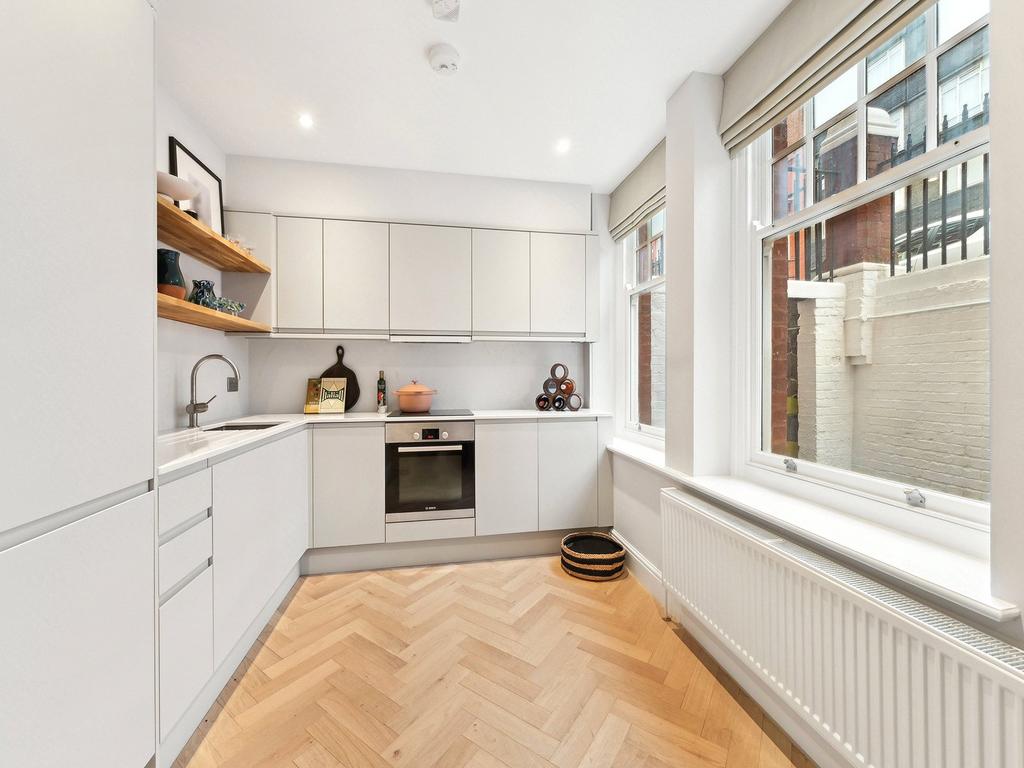 Apartment in London - View 5