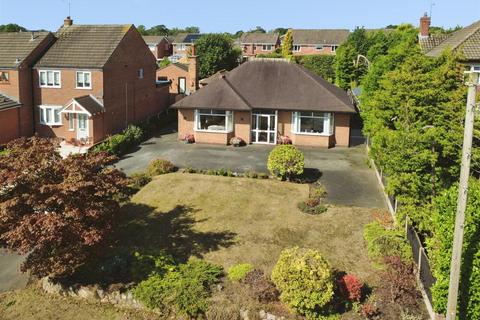 2 bedroom detached bungalow for sale, Crewe Road, Sandbach