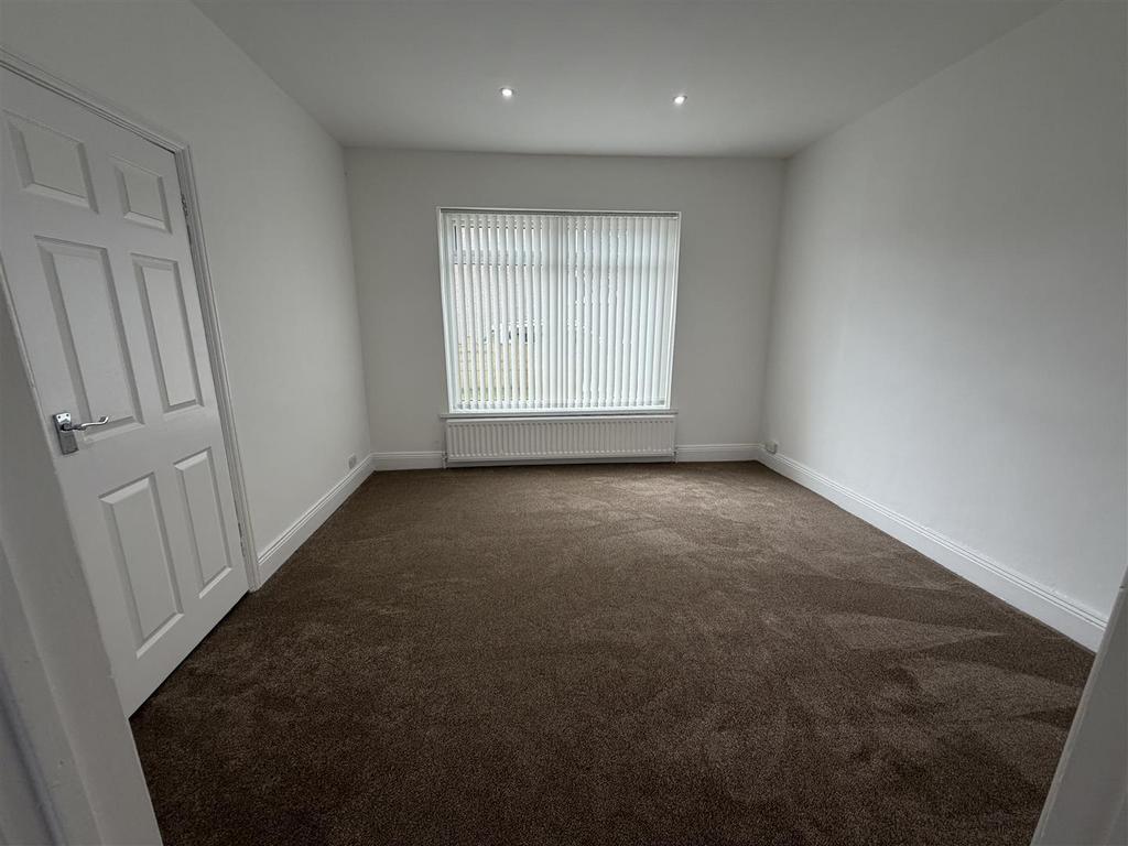House in Ashington - View 2