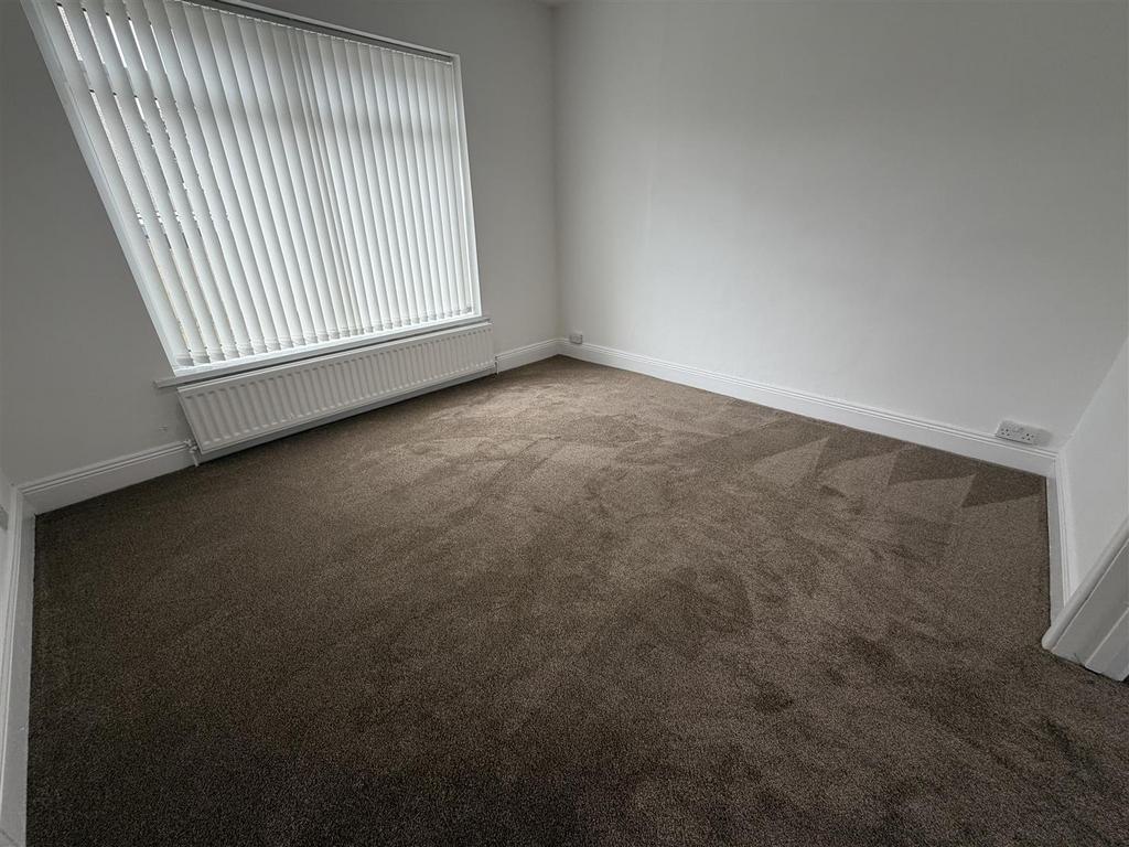 House in Ashington - View 4