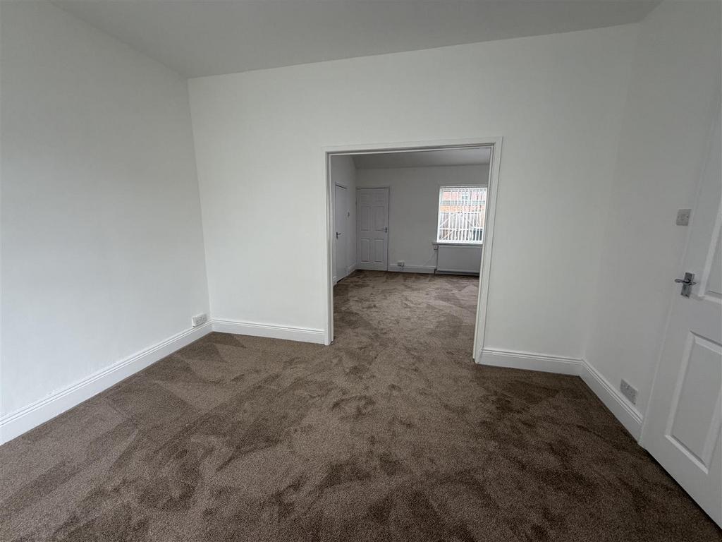 House in Ashington - View 5