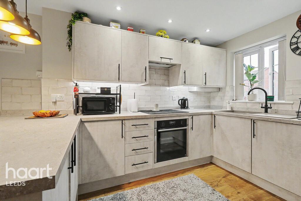 House in Pontefract - View 3