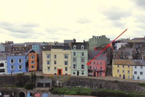 2 bedroom flat for sale, Crackwell Street, Pembrokeshire SA70