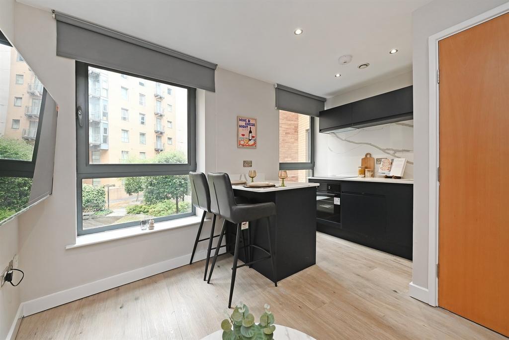 Apartment in Sheffield - View 2