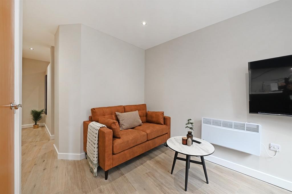 Apartment in Sheffield - View 3