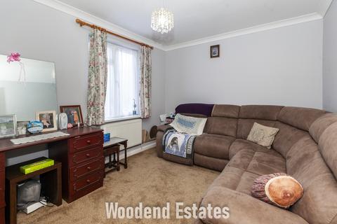 undefined, Central Avenue, Hayes UB3