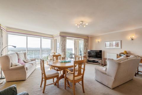 3 bedroom flat for sale, The Leas, Westcliff-on-Sea, Essex, SS0