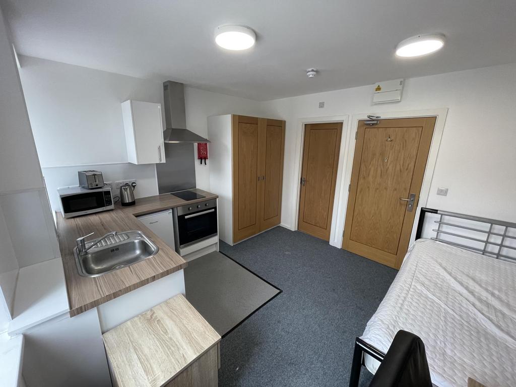 House in Leicester - View 3