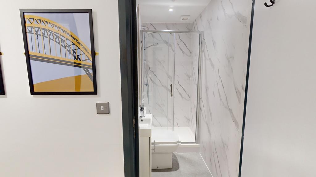 Apartment in Newcastle upon Tyne, Tyne and Wear - View 5
