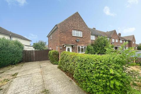 2 bedroom end of terrace house to rent, Barons Way, Egham, Surrey, TW20