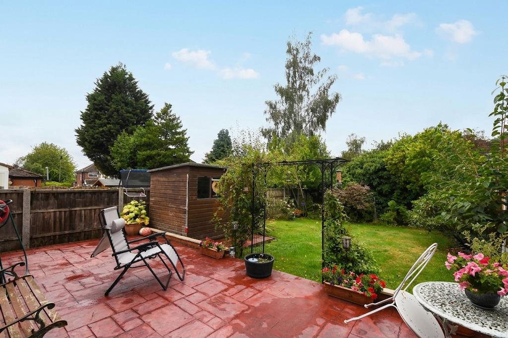 House in Salford - View 4
