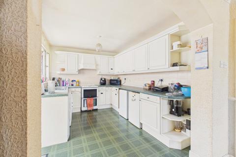 2 bedroom bungalow for sale, Main Road, Bilton, Hull,  HU11 4AR