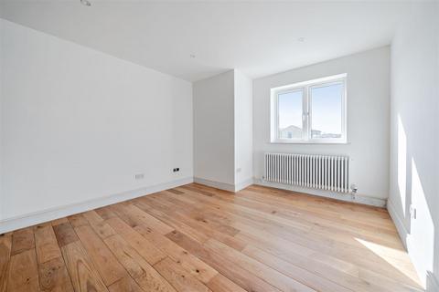 2 bedroom apartment for sale, Mayfields Lodge, Mayfields, Keynsham, Bristol
