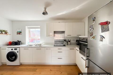2 bedroom coach house to rent, Poltimore Drive, Exeter, EX1