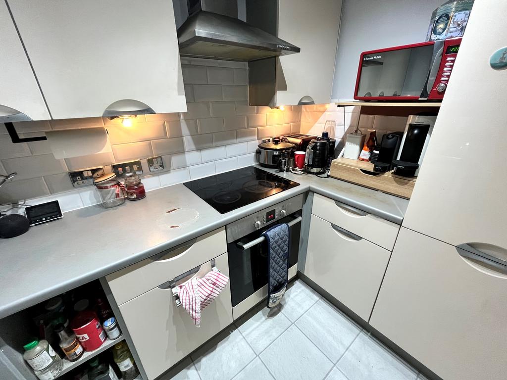 Apartment in Birmingham, West Midlands - View 3