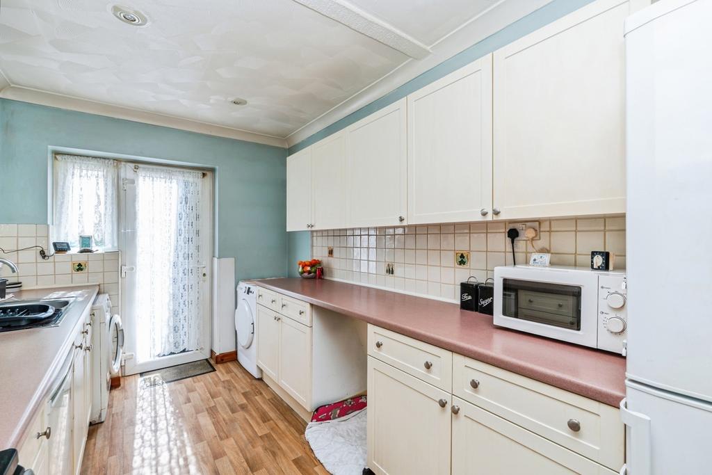 House in Hampshire - View 5