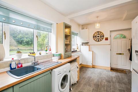 2 bedroom semi-detached house for sale, Sunnybank Crescent, Sowerby Bridge