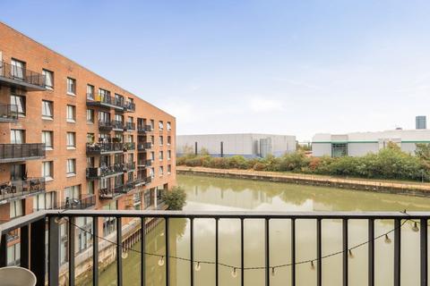 2 bedroom flat for sale, Navigation Road, Caisson Moor Court, E3