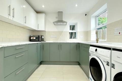 House share to rent, Fransfield Grove, London, SE26