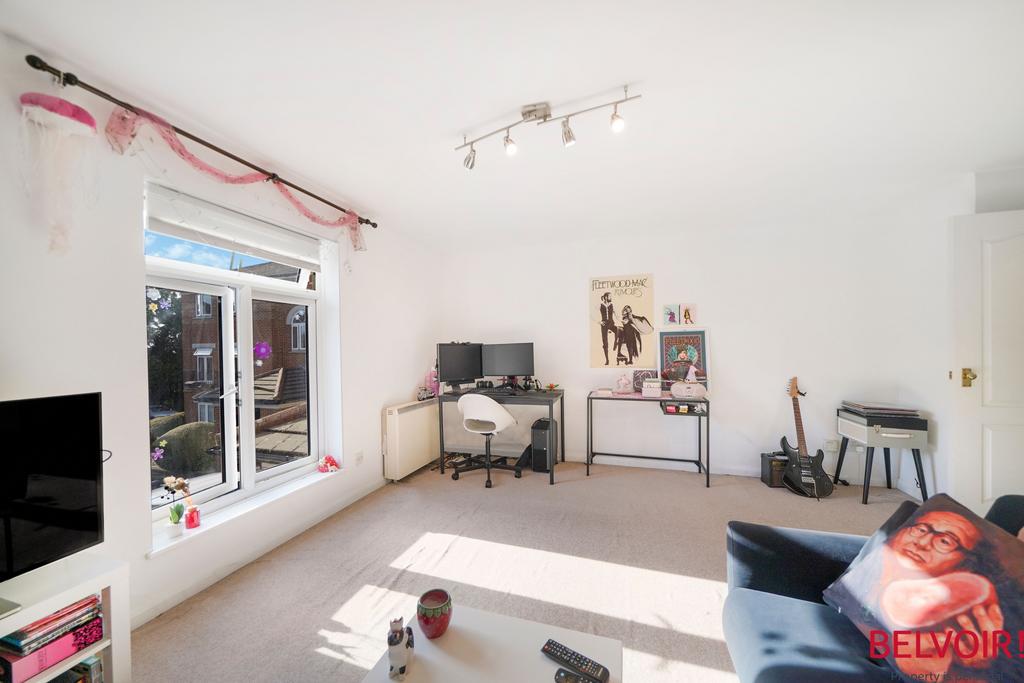 Apartment in London - View 2