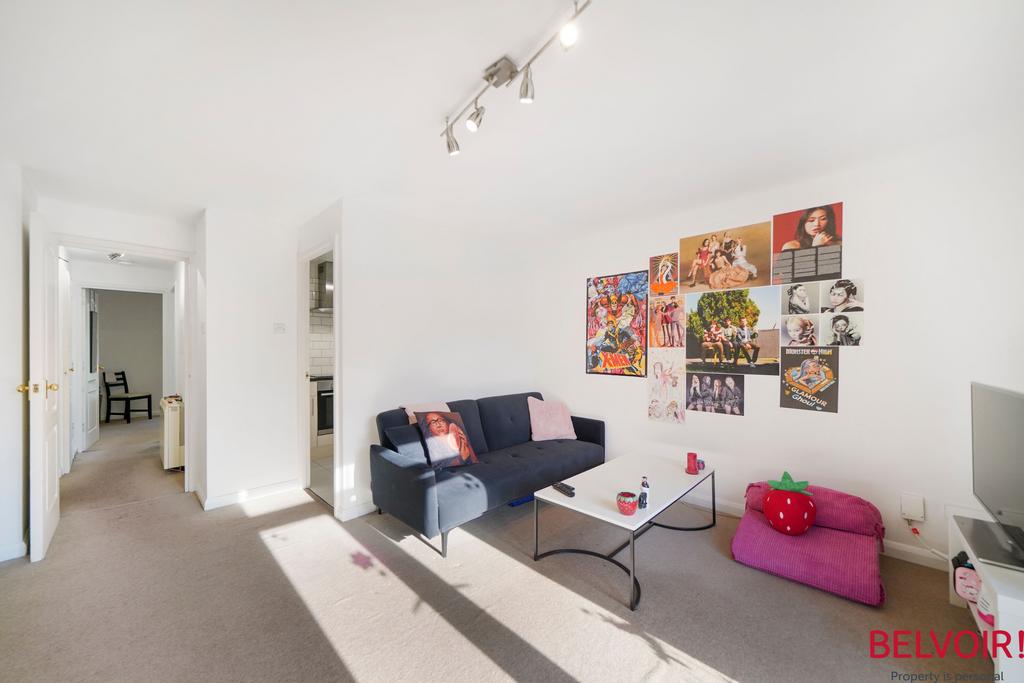 Apartment in London - View 5