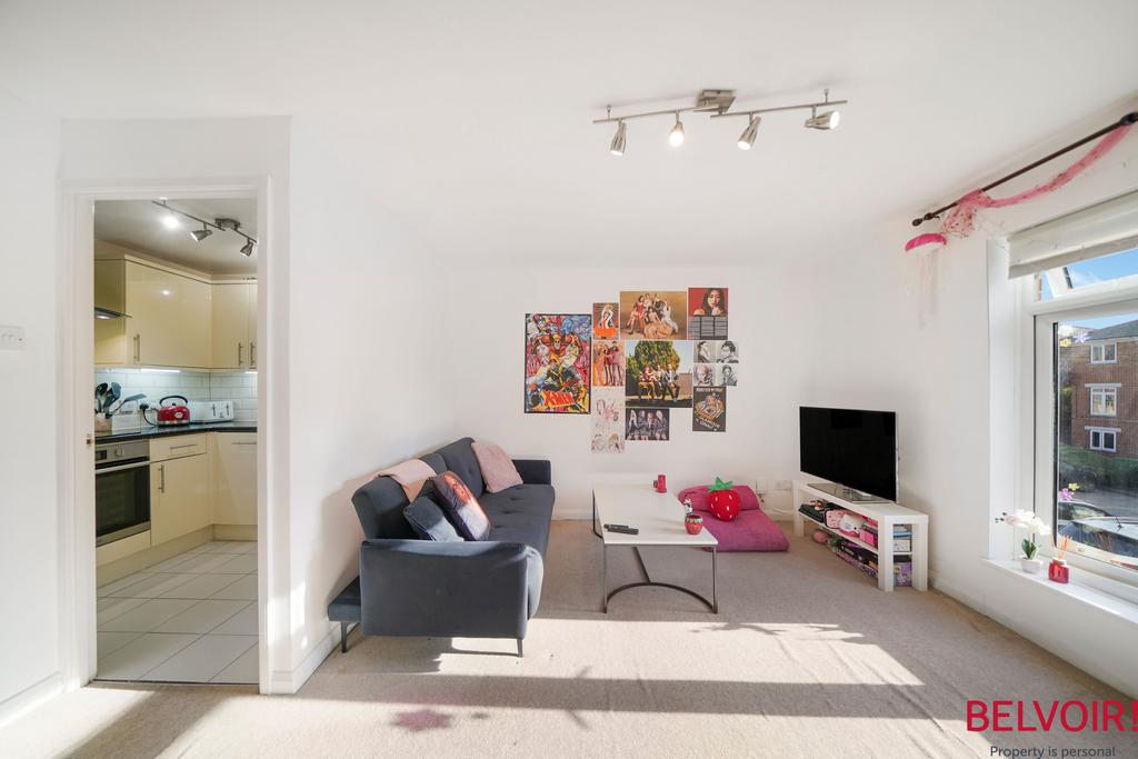 Apartment in London - More