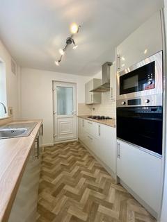 2 bedroom semi-detached house to rent, Windleston Drive, Middlesbrough TS3