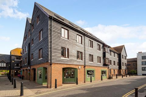 Retail property (high street) for sale, 1-2 Strand Ct Rye TN31 7AY