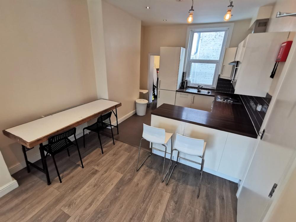 Apartment in London - View 4