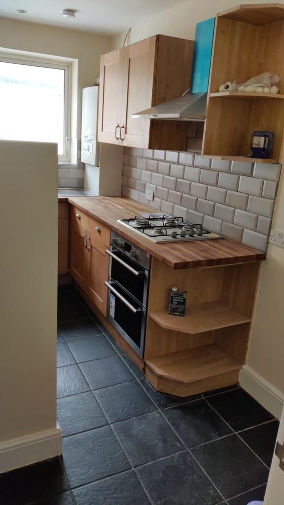 Apartment in Greenford - More