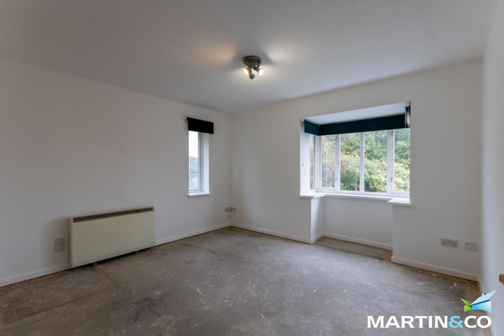 Apartment in Newtown - View 2