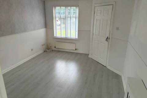 2 bedroom terraced house to rent, Winton Place, Irvine