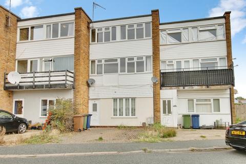 3 bedroom maisonette to rent, Grounds Avenue, March PE15